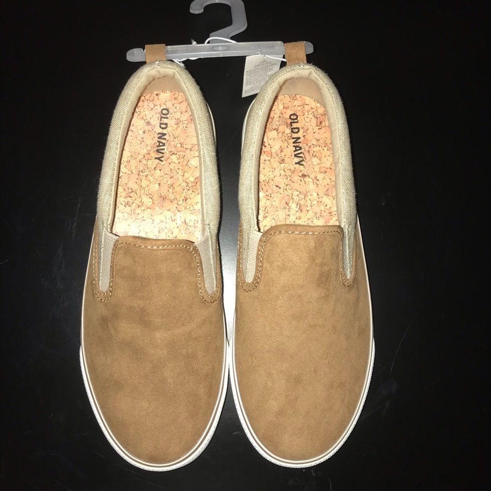 Old Navy Slip On’s|| Never worn || Size 5